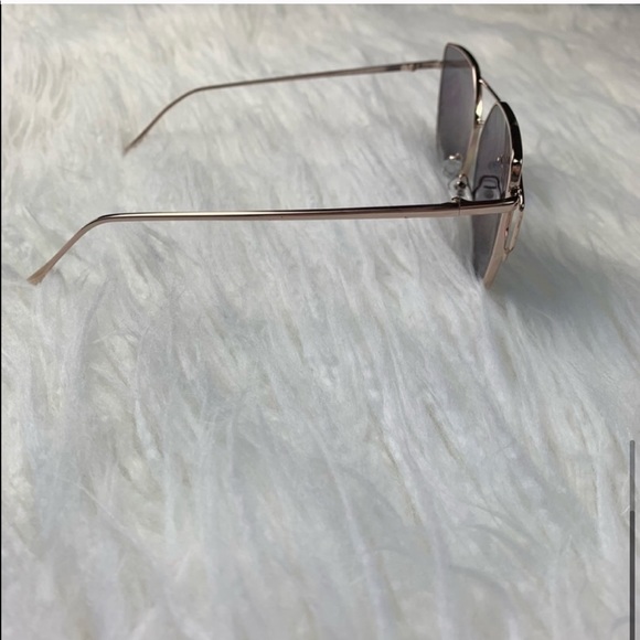 Rosegold Cat Eye Sunglasses - Picture 4 of 4